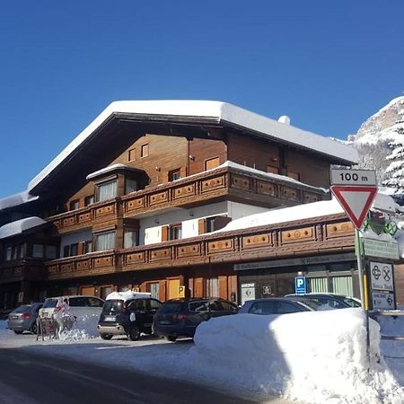 Chalet Helen Arabba Bagian luar foto