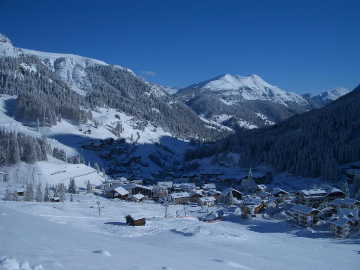 Chalet Helen Arabba Bagian luar foto
